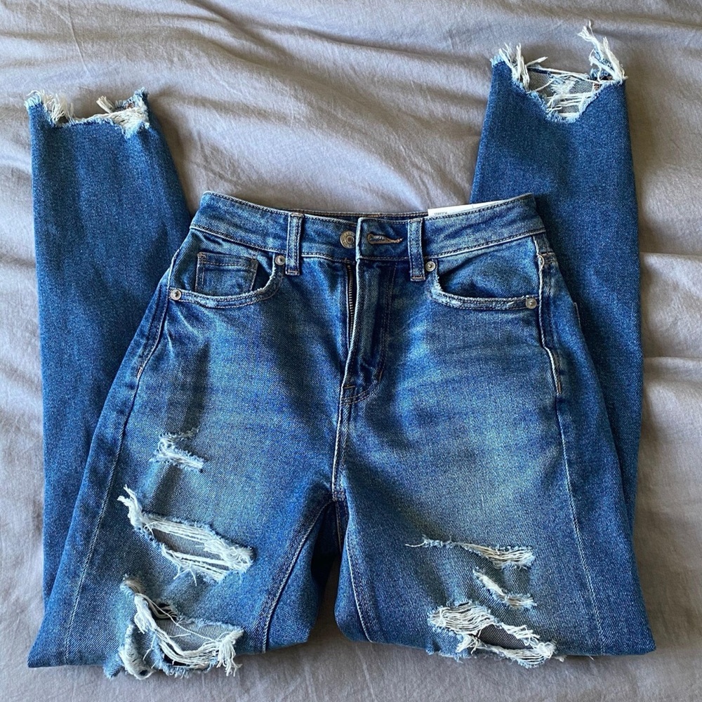 American Eagle Mom Jeans - Picture 2 of 2